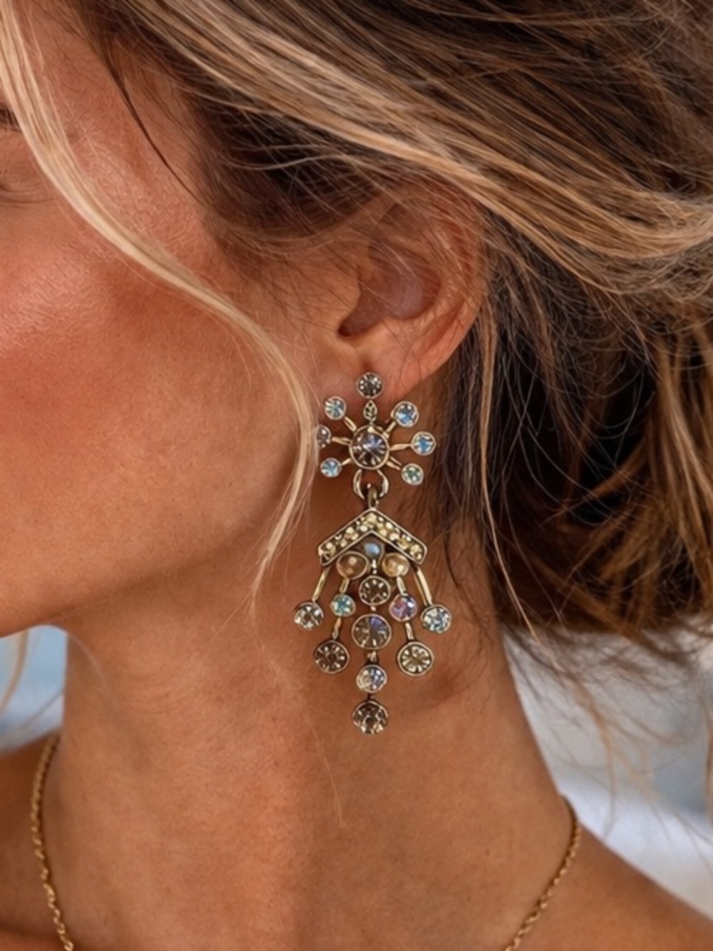 Faux Gold Starburst Snowflake Rhinestone Teardrop Post Earrings